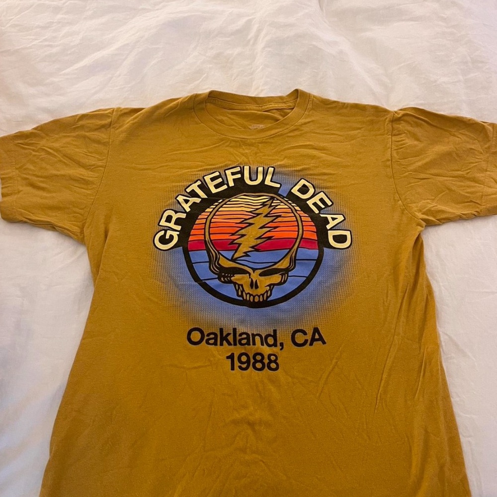 Grateful Dead Mustard Short Sleeve Tee with Multicolor Steal Your Face Graphic